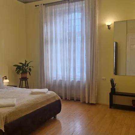 Sirul Livezii Flat - Free Parking Apartment Brasov