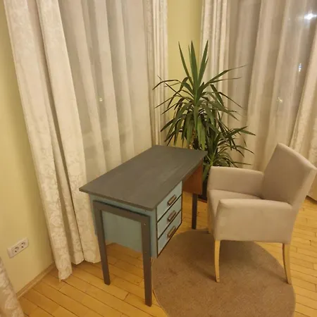 Apartment Sirul Livezii Flat - Free Parking Brasov