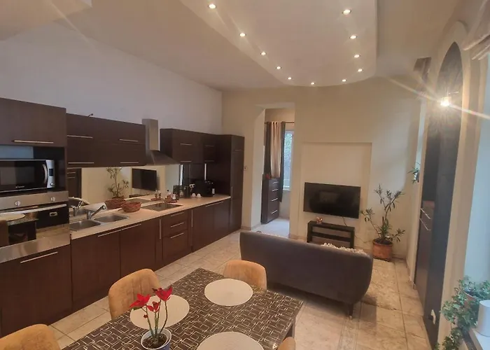 Sirul Livezii Flat - Free Parking * Brasov